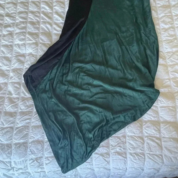 Black halo jersey knit asymmetrical colorblock dress - Picture 5 of 5